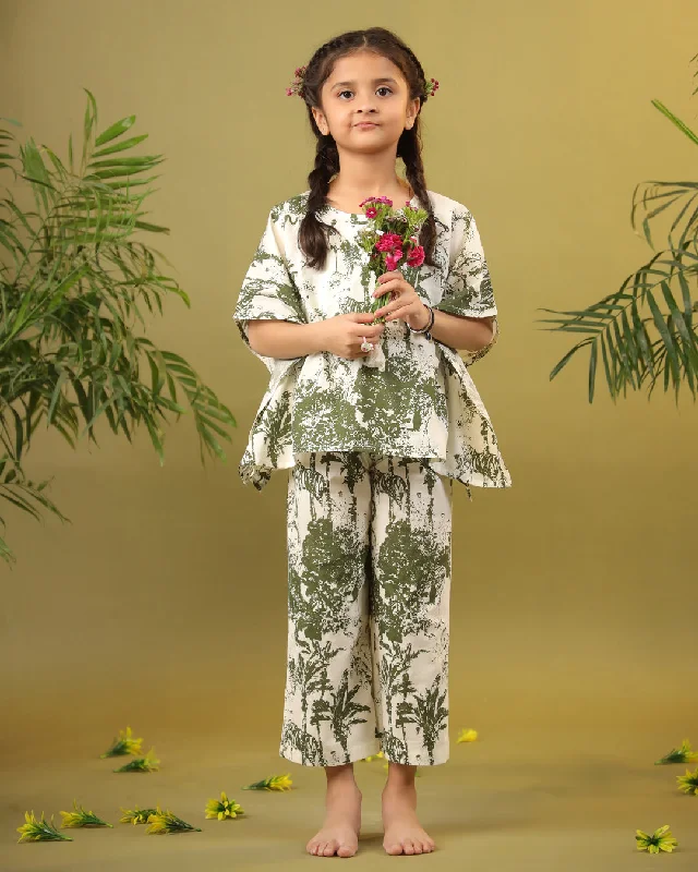 Kids Pure Cotton Green Colour Printed Night suits