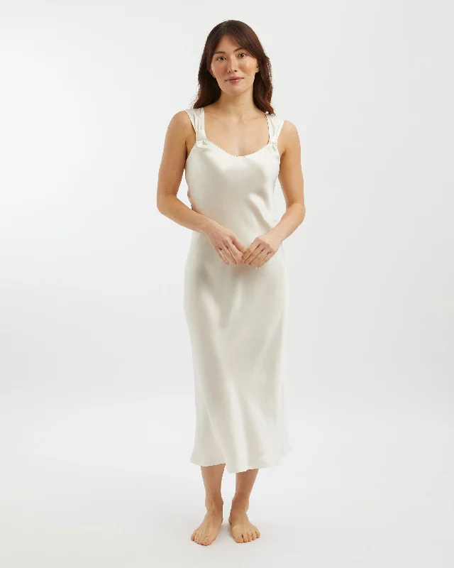 Women's Vintage Style Silk Nightdress - Ivory