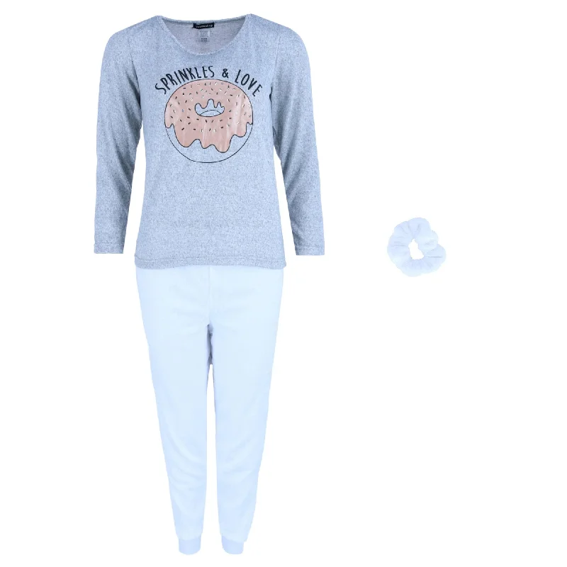 Weekending Women's Knit Donut Top & Plush White Jogger Set