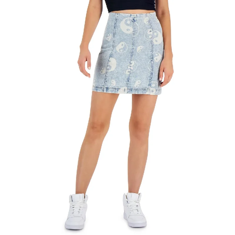 Tinseltown Womens Mini Printed Denim Skirt