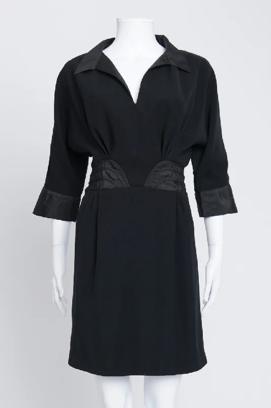 Black Knee-Length Dress With Contrasting Collar And Cuffs